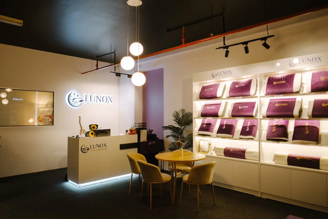 Lunox 8Trium Kuala Lumpur